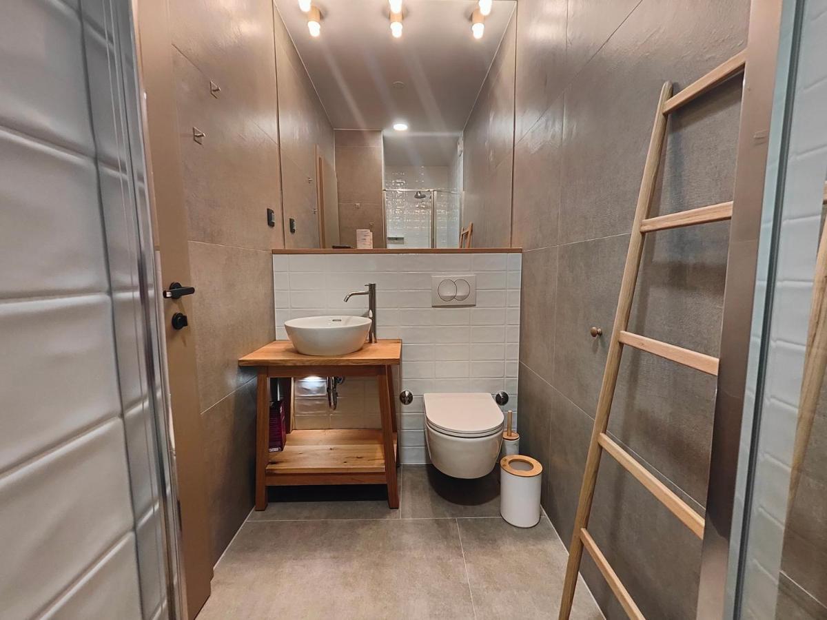 And Old Center Apartment *