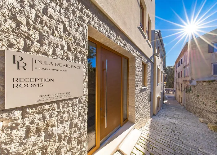 Pula Residence Rooms And Apartments Old City Center